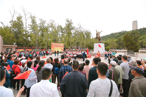 献礼祖国70华诞!泉城澎湃,唱响《我爱你中国》!