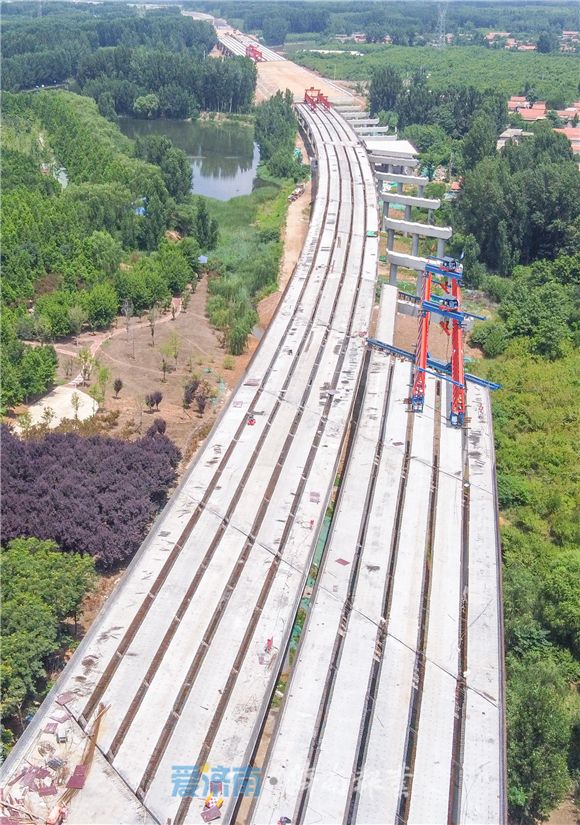 济南“大东环”跨越世纪大道 高架段主体已建成