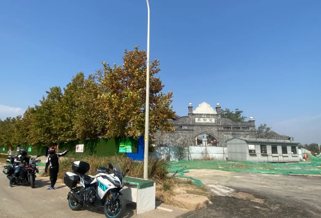 开工三年依旧“铁将军把门” 华谊济南电影城啥时能开业