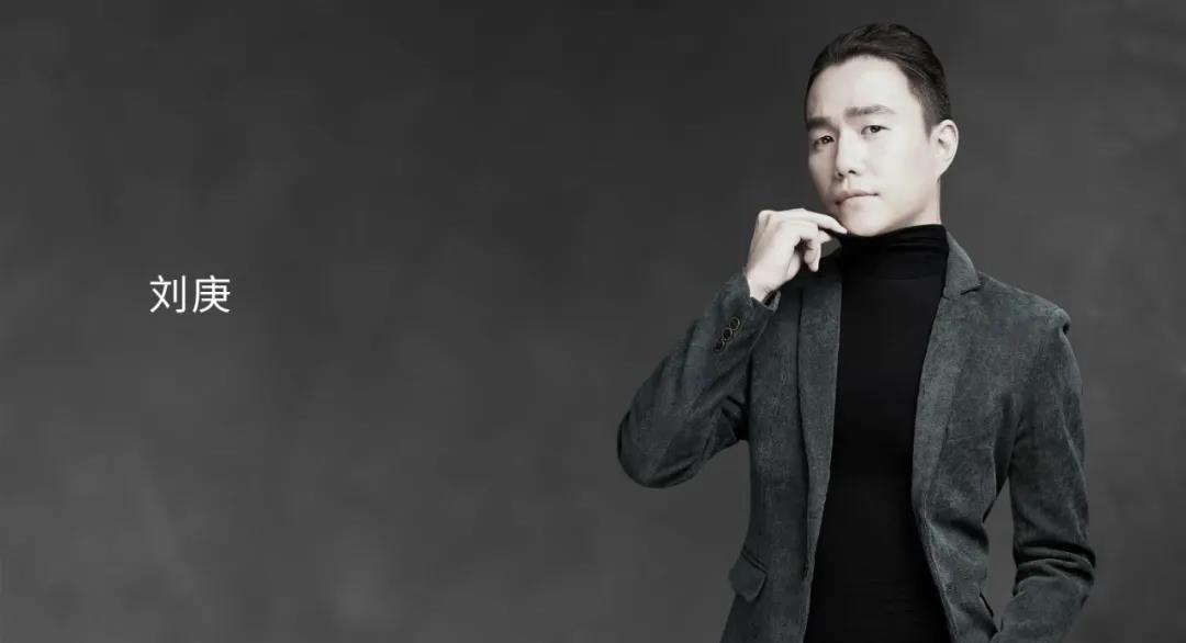 刘庚 奥体·铂悦府设计师 上海魏玛设计首席景观设计师 成都市美术家协会会员 第六届CREDAWARD地产设计大奖获得者